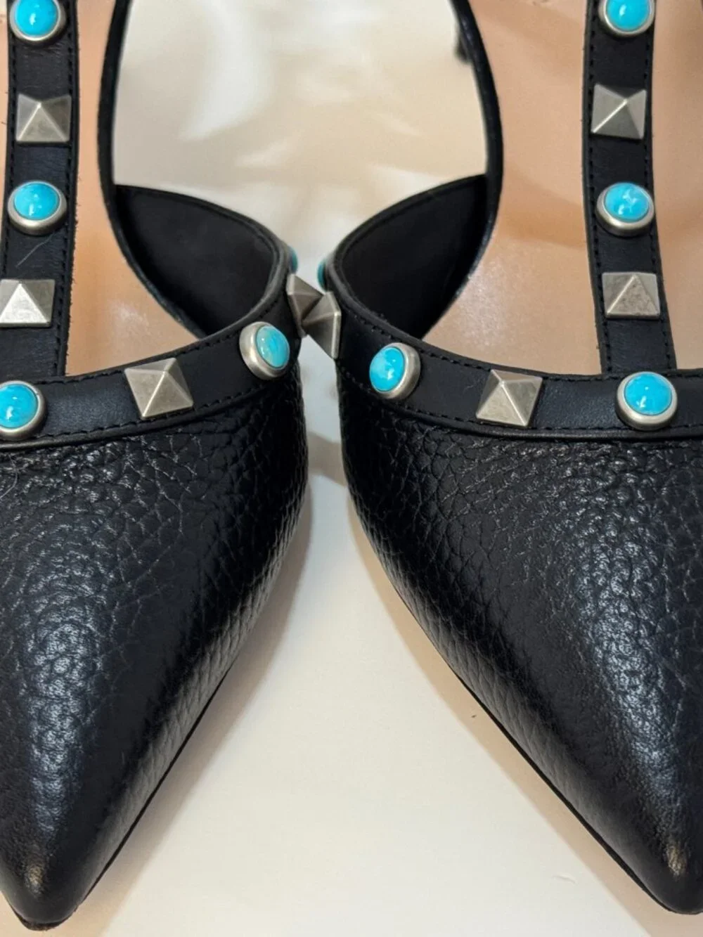 Valentino Garavani Rockstud Rolling Noir Turquoise Leather Pumps IT 36 US 6